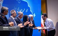 تجلیل معاون رئیس جمهور از کارشناس اورژانس ارومیه